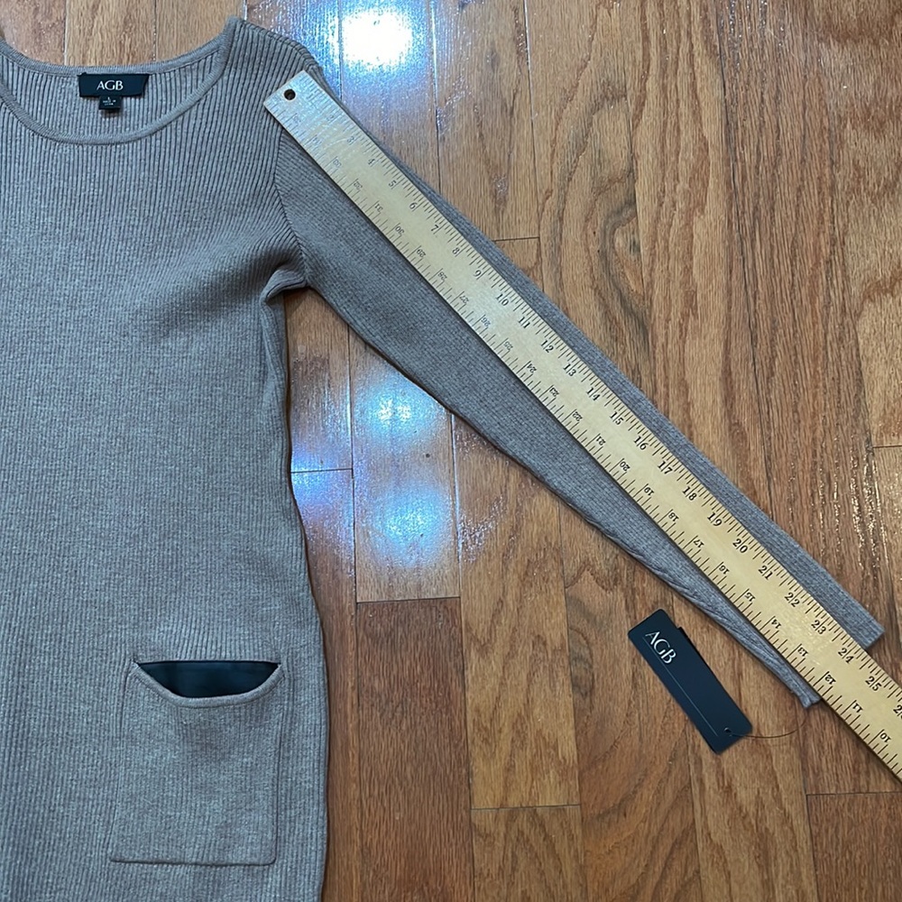 AGB Dress Size Large NWT Heather Taupe Color 2 accent pockets Sweater Tunic - Picture 4 of 14